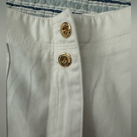 Lauren Ralph Lauren NWT White Shorts Size 8 - Picture 2 of 6